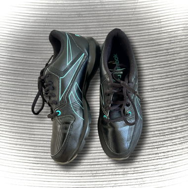 Black turquoise vintage Reebok sneakers 