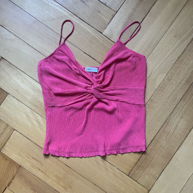 Cute pink top