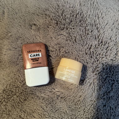 Maschera labbra Laneige e highlighter Sephora