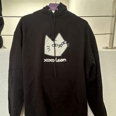 Pull noir