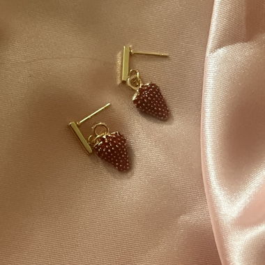 Boucles d'oreilles Fraise