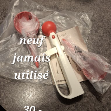 New Tupperware measuring spoons