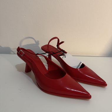 Décolleté rosse