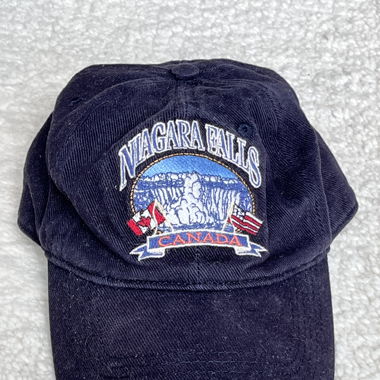 BRANDY MELVILLE Navy blue CAP 