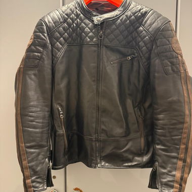 Motorrad-Lederjacke