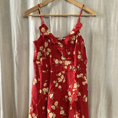 Kleid mit Blumenmuster