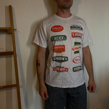 YUNG HURN Original T-shirt Ketchup di pomodoro