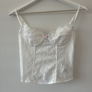 white cute summer top