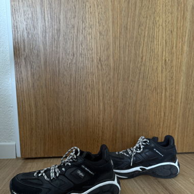 Schwarze Buffalo Sneakers