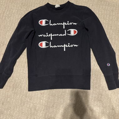 Champion Pullover (Limited Edition)