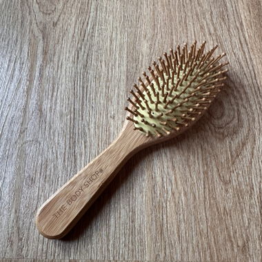 Bamboo hairbrush 