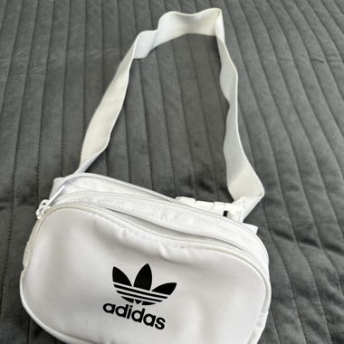 Adidas Bauchtasche