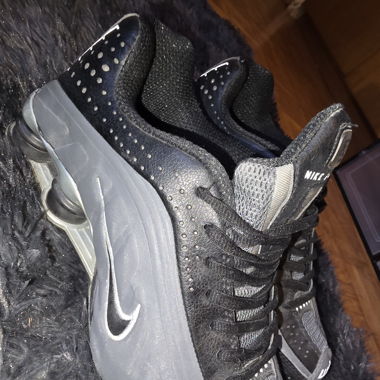 Nike shox taille 40