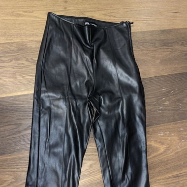 Zara Lederleggings