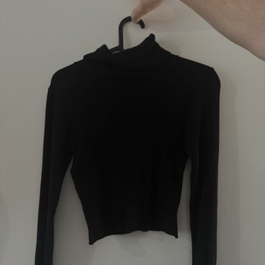 Rollkragenpullover beige und schwarz 