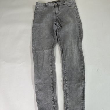 Graue Jegging-Leg-Jeans