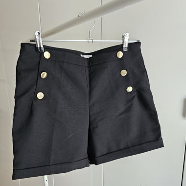Elegant Sailor-Style Shorts