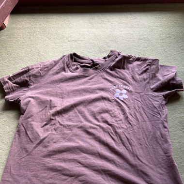T-Shirt mit Schriftzug hinten 