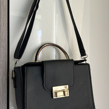 Schwarze Tasche