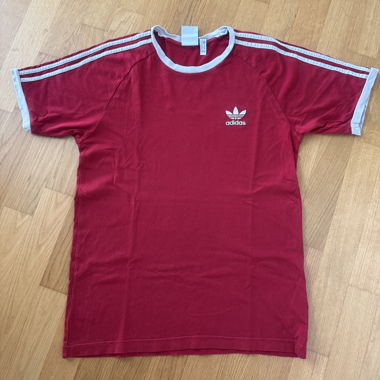 T-shirt Adidas