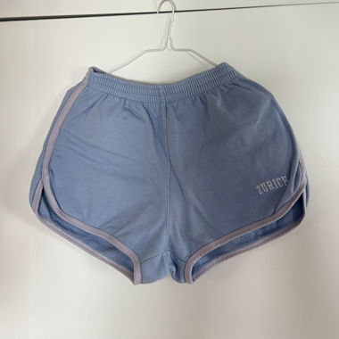 Hellblaue brandy shorts