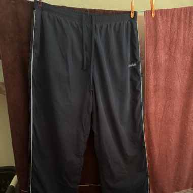 Dunkelblaue Jogginghose