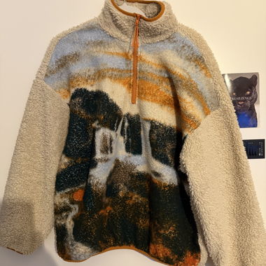 Pattern Fleece Sweater