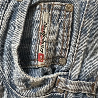 Diesel Jeans in Hellblau