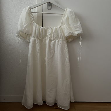Robe blanche House of CB