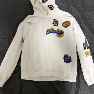 Sweat à capuche blanc style collège