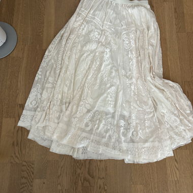 Gonna Bianca in Pizzo