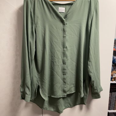 Blusa verde VILA