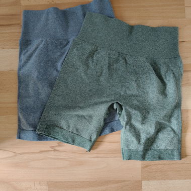 Set da 2 pantaloncini da yoga