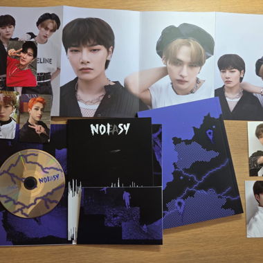 Album Stray Kids: No Easy