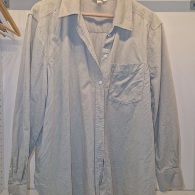 chemise beige en velour côtelé 