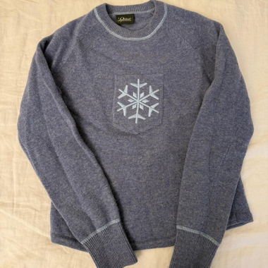 PEAK PERFORMANCE SWEATER