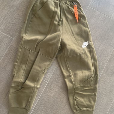 Nike Olive Jogging Pants