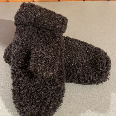 Wool gloves