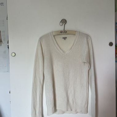 dünner Pullover