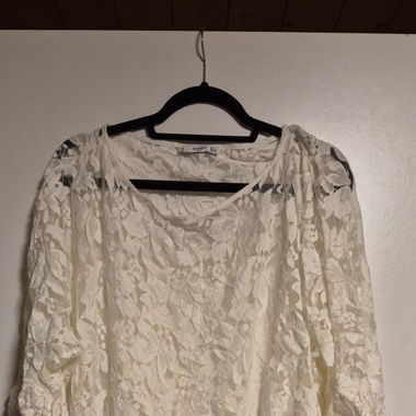 weisses Kleid