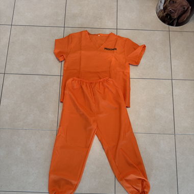 Costumes prisonniers 