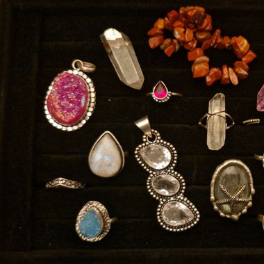 Pack mystère de 12 bijoux / Mystery jewelry bag