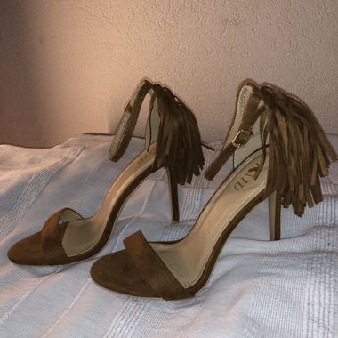 brown distressed high heels EU41