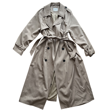 Trenchcoat ONLY
