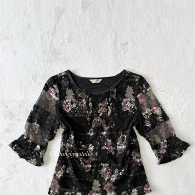Y2K Black Floral Lace Long Sleeve Top (S/M)