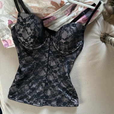 Cute Corset with closing on the front, fit C-Cup 