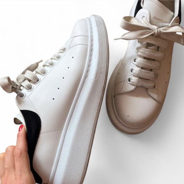 Baskets Alexander McQueen blanches taille EU 39