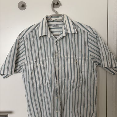 Chemise à manches courtes rayée