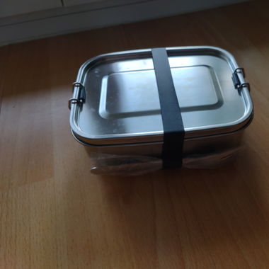 Lunch box