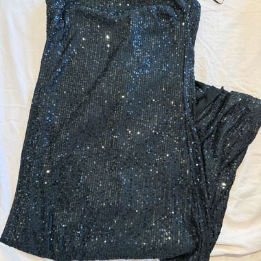robe longue noire à paillettes